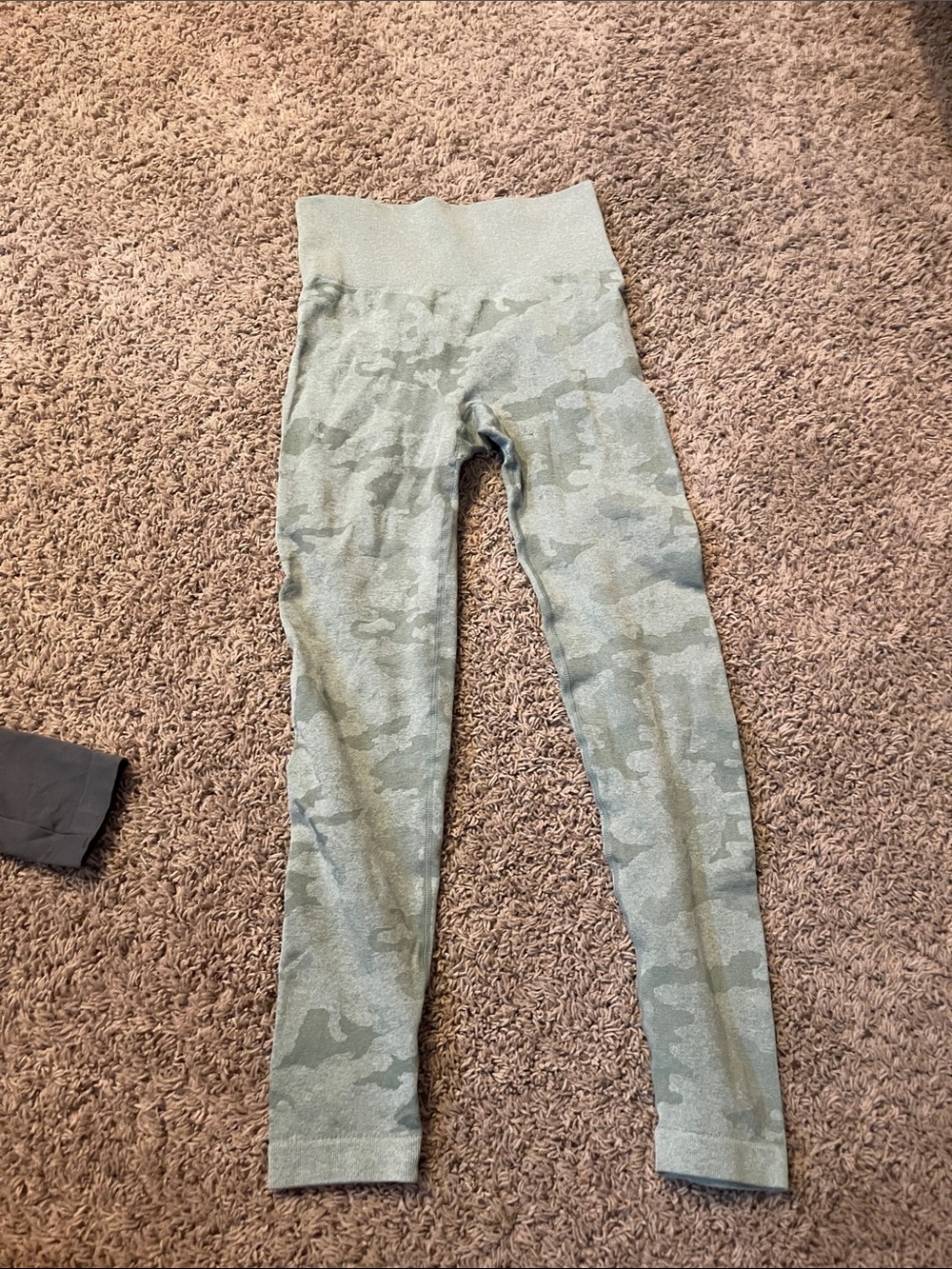 Workout High-Waist Camo Leggings - Green